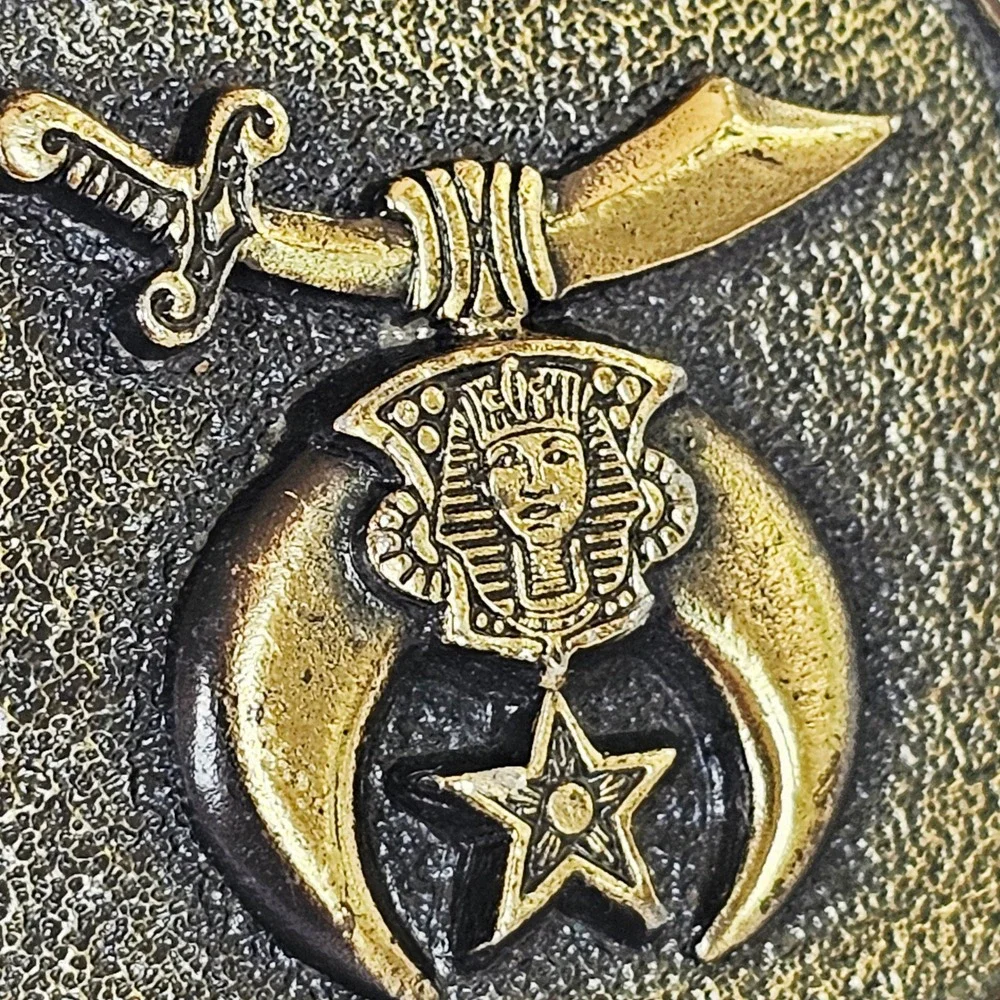 1983 MM Limited Chicago Shriners Belt Buckle Brass Masonic Scimitar Star Vintage
